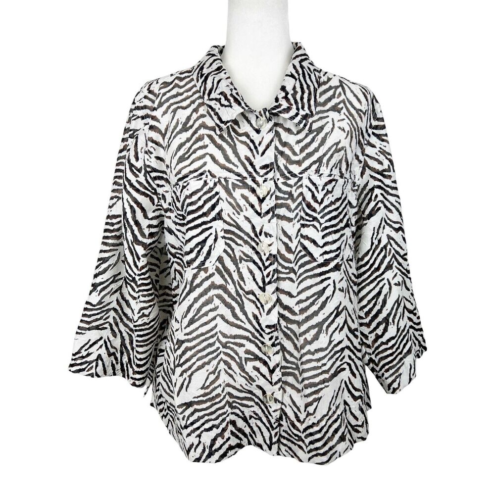 Bamboo Traders Button Up Flax Blouse Women 1X Relaxed Fit Animal Print Casual